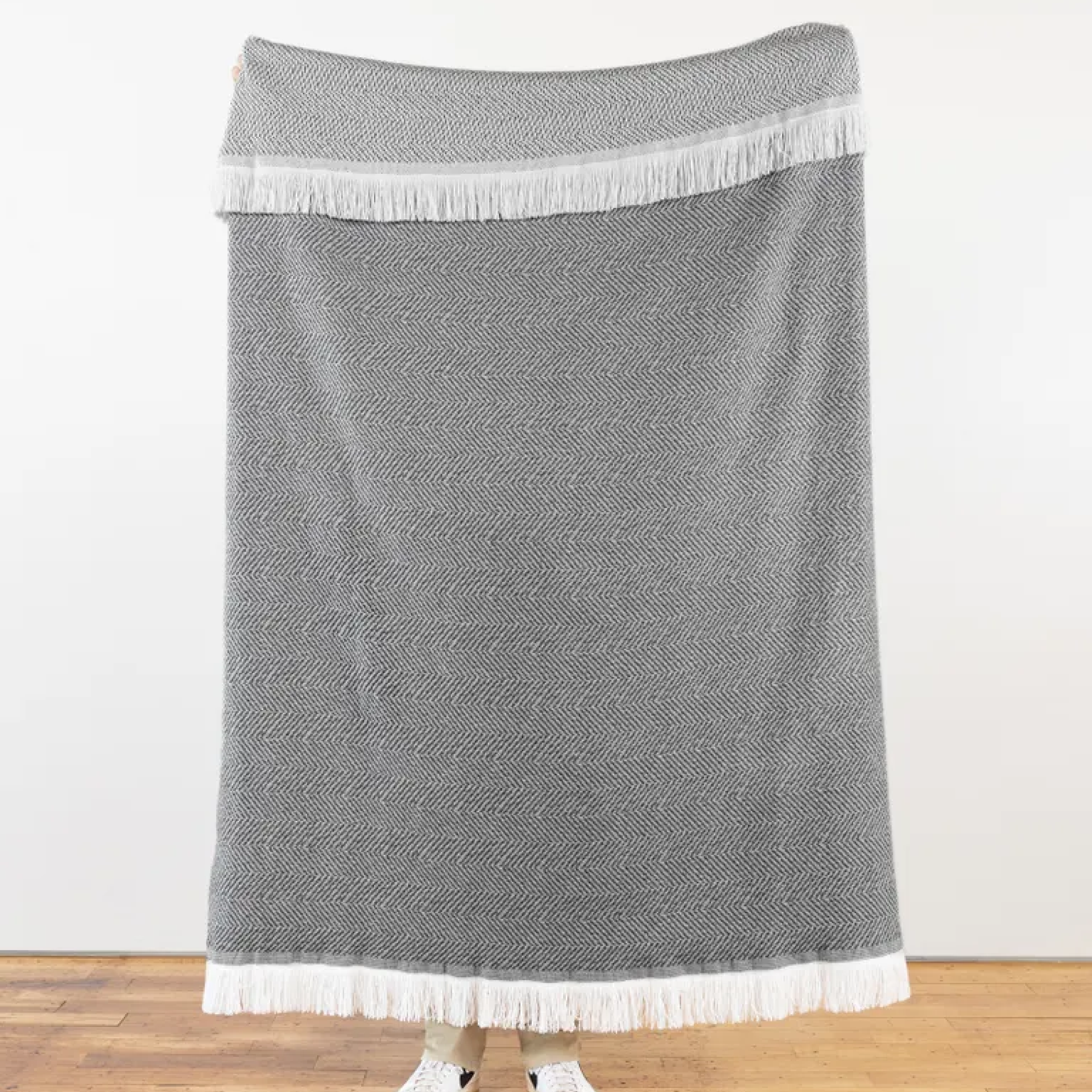Herringbone Indoor Outdoor Throw - Pewter