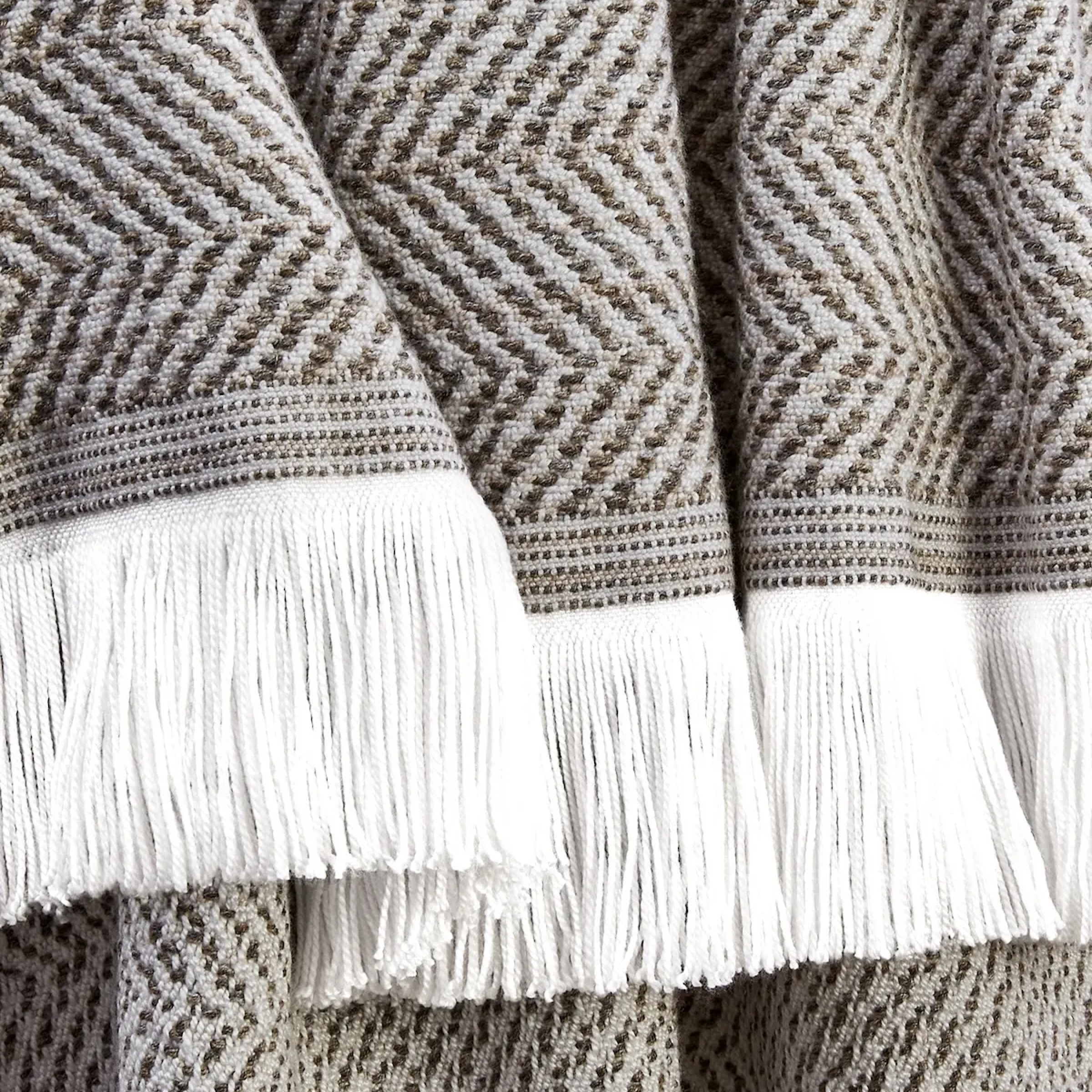 Herringbone Indoor Outdoor Throw - Ashe