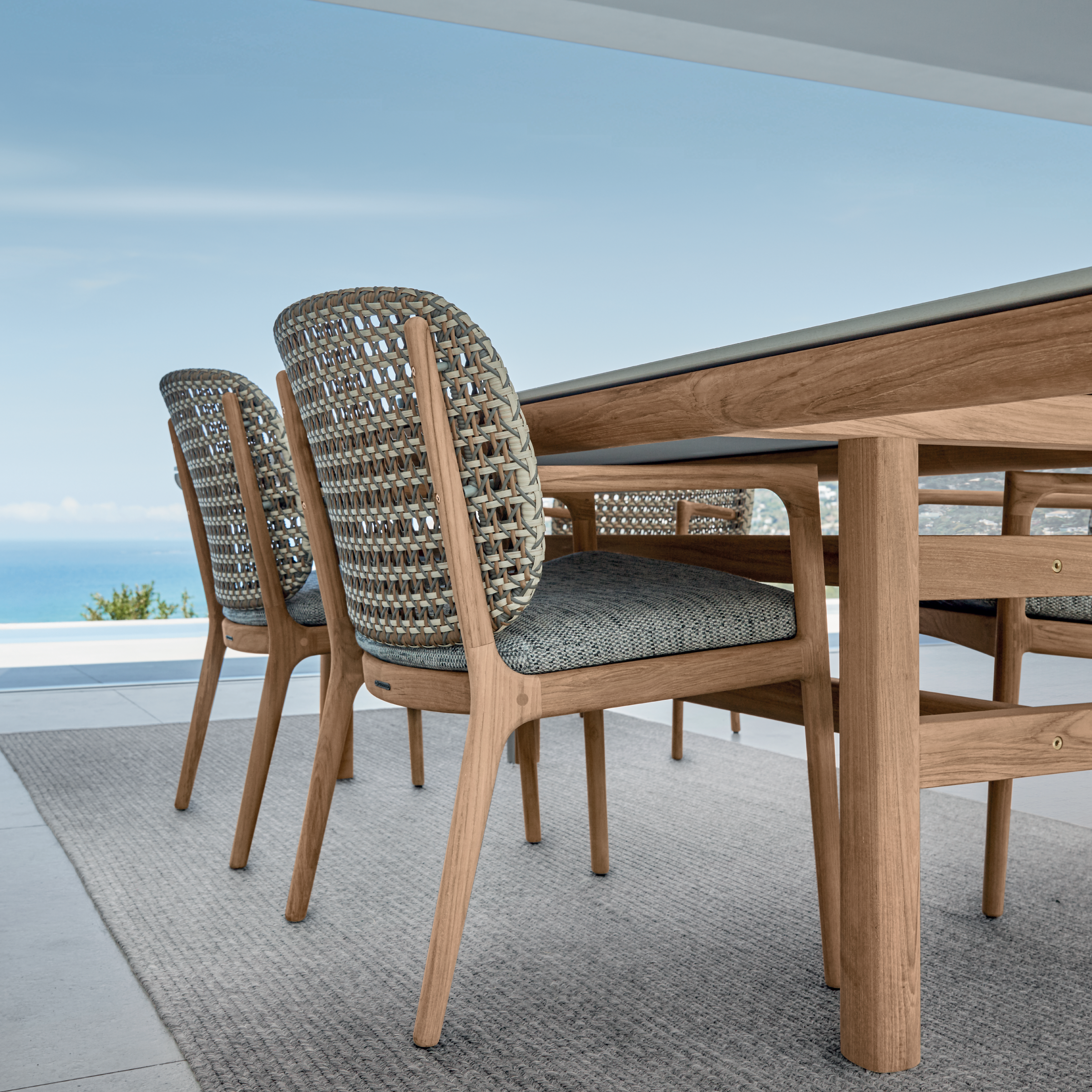 Gloster Outdoor Furniture