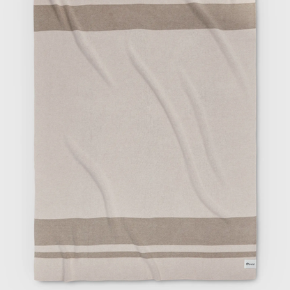 Signature Indoor Outdoor Throw - Veranda Stripe Alabaster