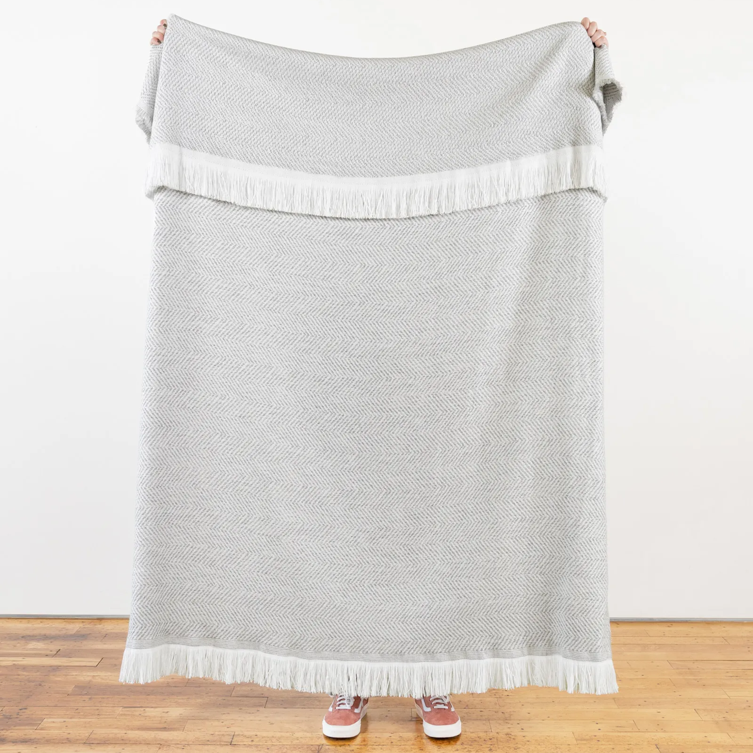 Herringbone Indoor Outdoor Throw - Cloud