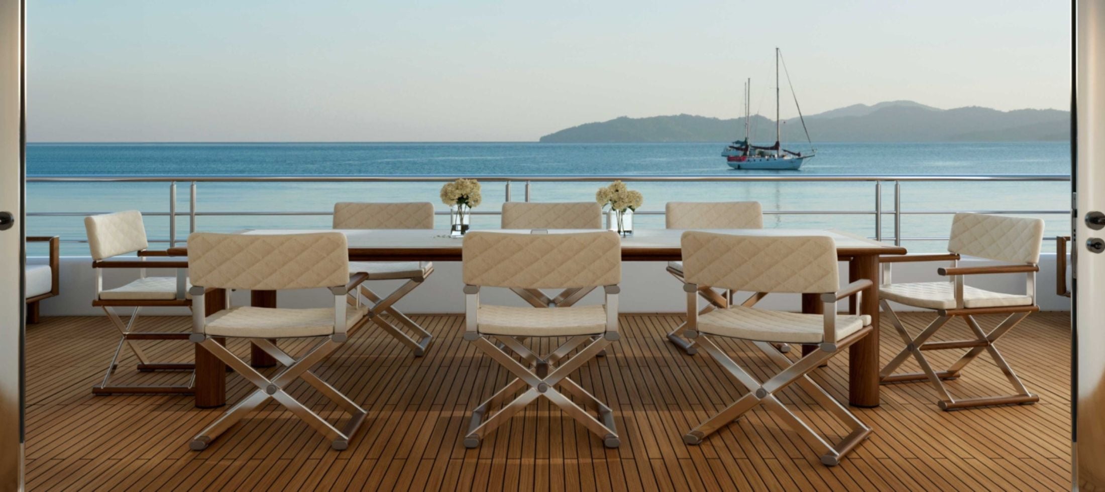 Tuuci Canyon Crue Dining Table and Chairs